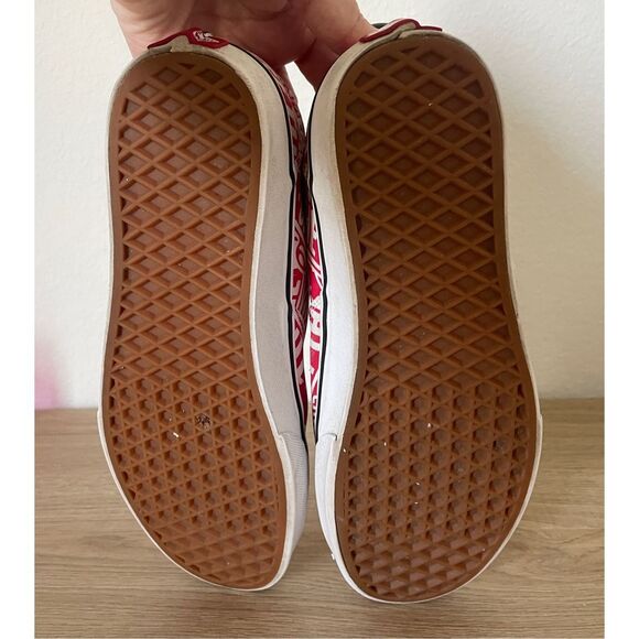 Vans Low Top Sneakers Men 8 Red White Logo Print Streetwear Skate Style Y2K - Picture 10 of 10